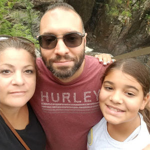 Meet your Posher, Alicia